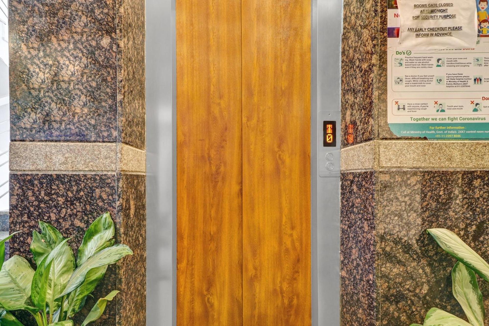 Hotel Super Collection O Manasi Residency Bangalore Exterior foto
